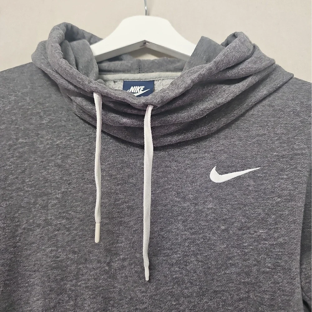 Nike Womens Medium Heather Gray Sportswear Club Fleece Funnel Neck Hoodie Cowl